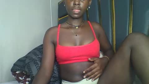 Bella online show from 11-10-25, 07:02