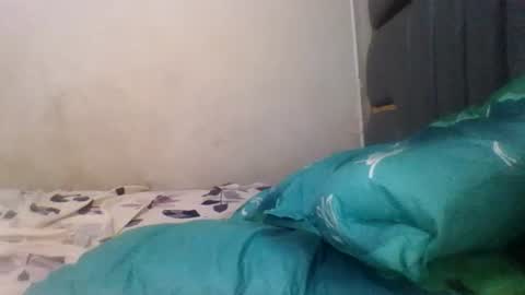 Snapshot of hornybella84 chatting on 06-18-26, 09:14 Bella online show from 06-18-26, 09:14