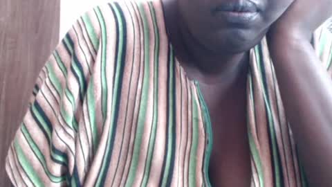Snapshot of hornybigtitts chatting on 07-18-26, 10:30 monica zain online show from 07-18-26, 10:30