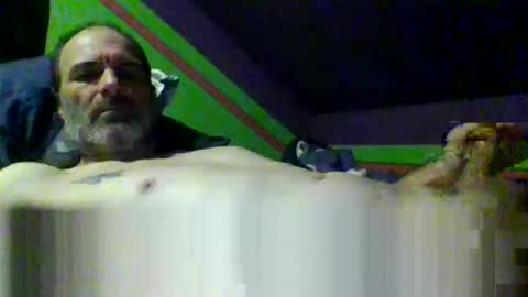 Snapshot of hornycountryman1972 chatting on 10-04-25, 06:11 hornycountryman online show from 10-04-25, 06:11
