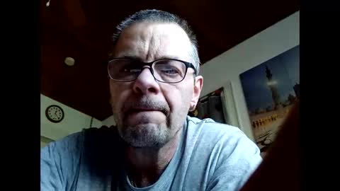 Snapshot of hornycum71 chatting on 05-25-26, 10:21 Thorsten online show from 05-25-26, 10:21