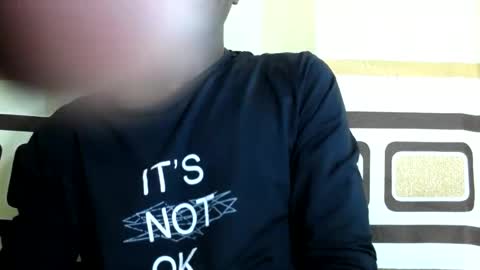 Snapshot of hornycums23 chatting on 07-10-26, 10:51 hornycums23 online show from 07-10-26, 10:51