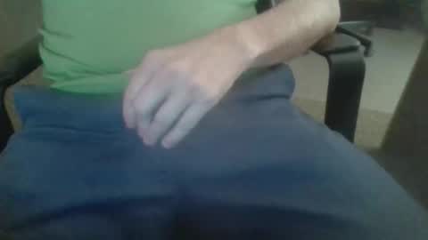 Snapshot of hornyhubby1001 chatting on 11-24-25, 03:12 hornyhubby1001 online show from 11-24-25, 03:12