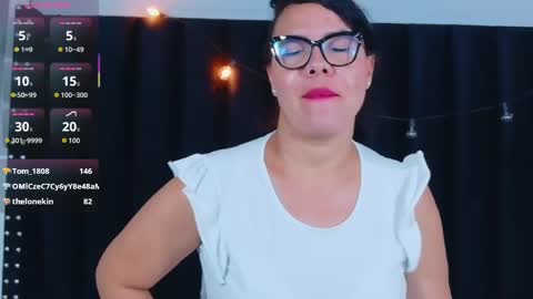 Natasha  online show from 11-18-25, 07:24