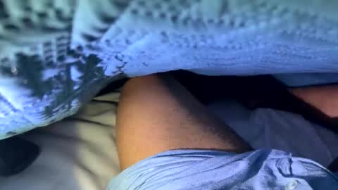 hornylightskin1999 online show from 06-08-26, 08:37