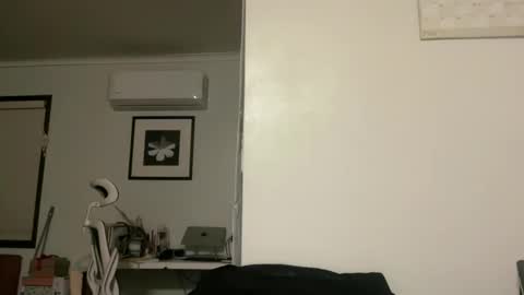 Snapshot of hornylook59 chatting on 05-19-26, 06:47 hornylook59 online show from 05-19-26, 06:47