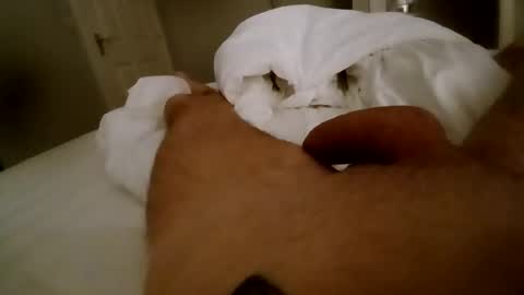 hornyneighbour85 online show from 03-03-26, 10:37