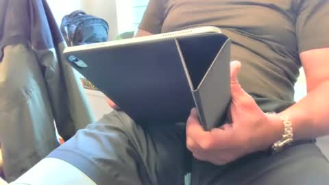 Snapshot of hornyolcock chatting on 12-19-24, 09:06 Alex M online show from 12-19-24, 09:06