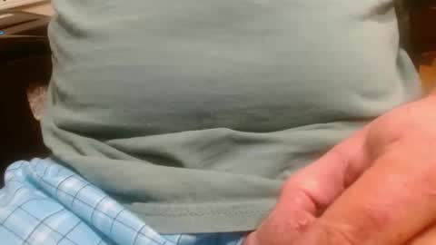 Snapshot of hornypilotguy chatting on 12-23-25, 03:37 hornypilotguy online show from 12-23-25, 03:37