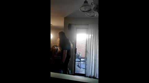 Snapshot of hornysounds chatting on 01-09-26, 12:13 hornysounds online show from 01-09-26, 12:13