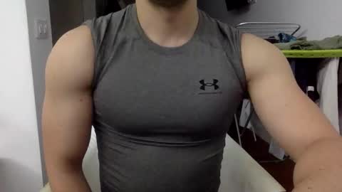 Snapshot of hornyspaniard93 chatting on 06-05-26, 10:26 hornyspaniard93 online show from 06-05-26, 10:26