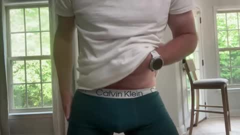 Snapshot of hornyusa13 chatting on 05-09-26, 12:32 hornyusa13 online show from 05-09-26, 12:32
