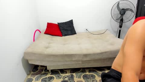 ronald and victoria online show from 02-16-26, 06:31