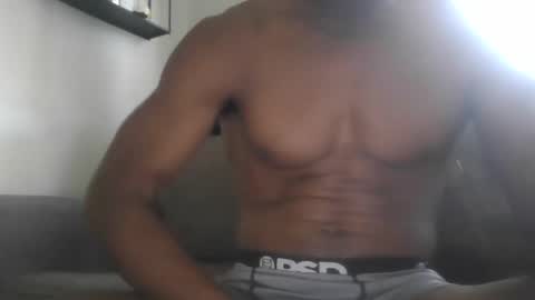 Snapshot of horse0688 chatting on 10-21-25, 05:35 horse0688 online show from 10-21-25, 05:35