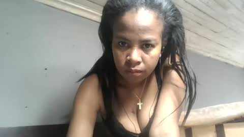 Hortansiaa online show from 06-15-26, 12:02