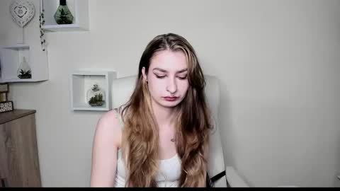 NINA online show from 11-05-25, 06:46