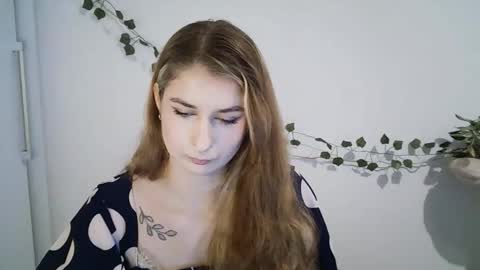 NINA online show from 02-12-26, 07:58