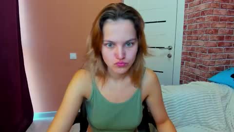 Jessica  online show from 09-21-25, 02:57