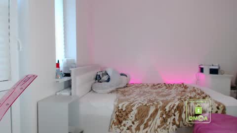 Snapshot of hot_and_pretty chatting on 07-02-26, 03:07 Lila online show from 07-02-26, 03:07