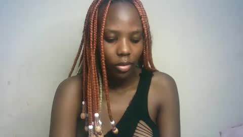 Snapshot of hot_berry2003 chatting on 01-28-25, 01:59 Millie online show from 01-28-25, 01:59