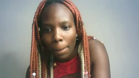 Snapshot of hot_berry2003 chatting on 01-29-25, 08:25 Millie online show from 01-29-25, 08:25