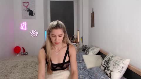 Dashka online show from 10-22-25, 09:03