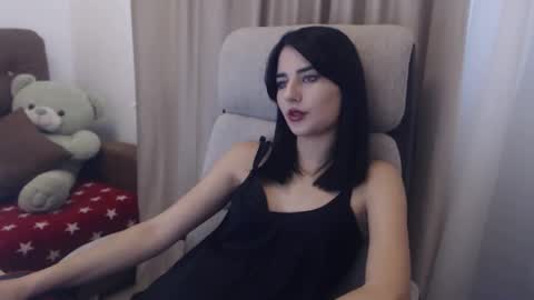 Snapshot of hot_bruny chatting on 10-17-25, 11:24 Bruny online show from 10-17-25, 11:24