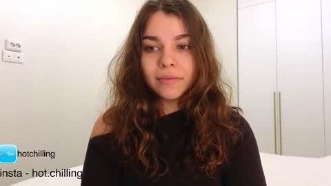 LiluCaroline online show from 01-17-26, 06:44