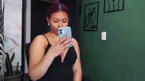 Snapshot of hot_chocolate_4u chatting on 07-19-26, 03:16 hot chocolate 4u online show from 07-19-26, 03:16