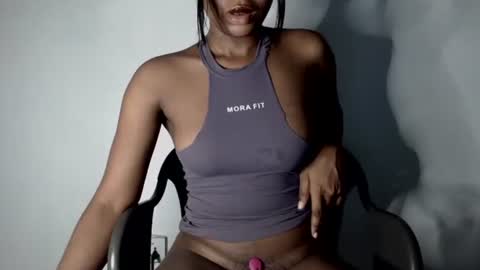 sonia  mis choco online show from 10-19-25, 06:58