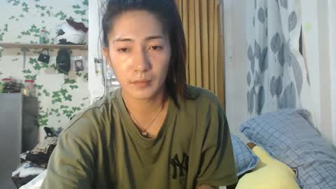 its me CLAUDIA online show from 12-30-24, 06:20