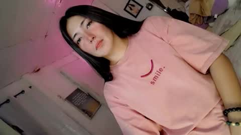 its me CLAUDIA online show from 03-18-26, 05:21