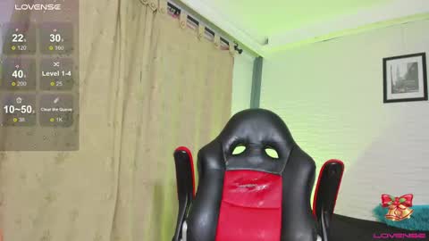 Snapshot of hot_dreams_x chatting on 12-27-24, 11:53 hot_dreams_x online show from 12-27-24, 11:53