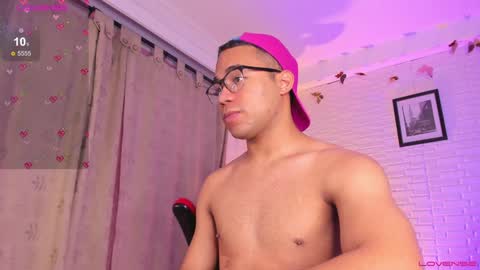 Snapshot of hot_dreams_x chatting on 02-01-25, 01:51 hot_dreams_x online show from 02-01-25, 01:51