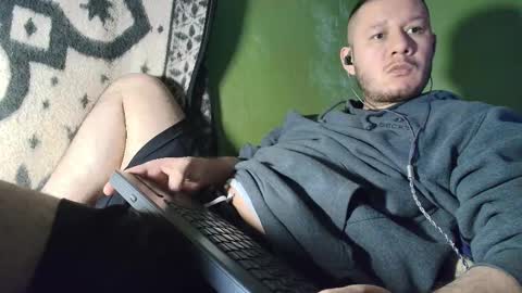 hot_guy36 online show from 11-30-25, 04:05