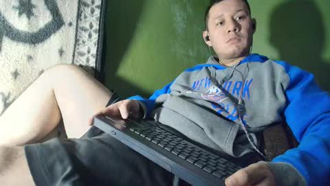 hot_guy36 online show from 12-16-25, 03:55