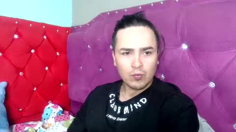 Snapshot of hot_jokerharley chatting on 12-17-25, 12:55 anyelood soffi online show from 12-17-25, 12:55