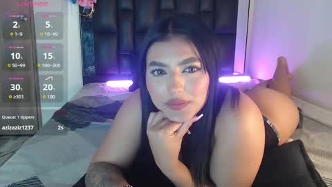 Snapshot of hot_kendall_ chatting on 01-18-25, 08:31 K E N D A L L online show from 01-18-25, 08:31