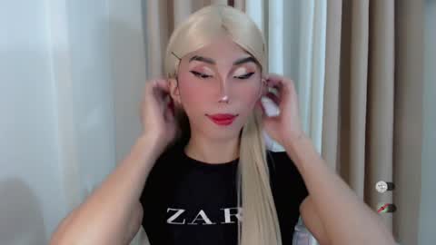 Khianna online show from 06-27-26, 02:12
