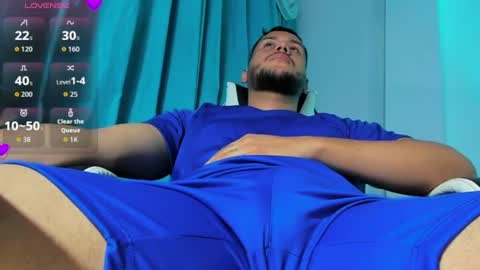 Snapshot of hot_latino_boy_ chatting on 06-11-26, 12:32 Alejandro online show from 06-11-26, 12:32