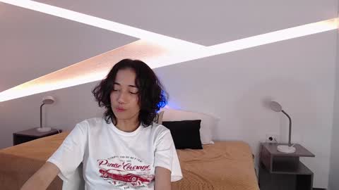 Alana online show from 12-22-24, 11:41