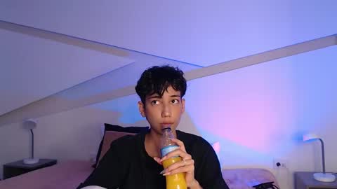 Alana online show from 02-11-25, 09:14