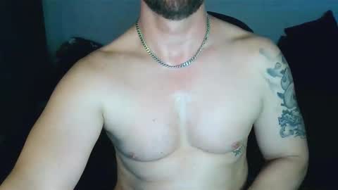 Snapshot of hot_mad chatting on 06-06-26, 02:05 hot_mad online show from 06-06-26, 02:05