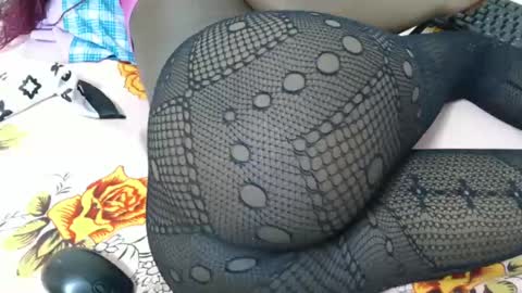 Snapshot of hot_marrie chatting on 12-08-24, 10:41 Marrie online show from 12-08-24, 10:41