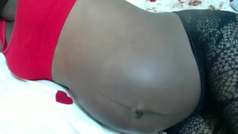 Snapshot of hot_marrie chatting on 01-11-25, 12:18 Marrie online show from 01-11-25, 12:18