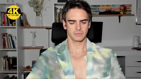 Snapshot of hot_martin25 chatting on 12-20-24, 07:07 Martin online show from 12-20-24, 07:07