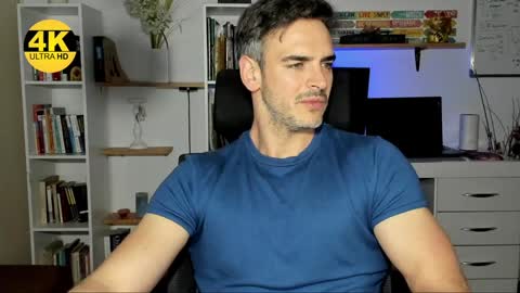 Snapshot of hot_martin25 chatting on 12-29-24, 10:03 Martin online show from 12-29-24, 10:03