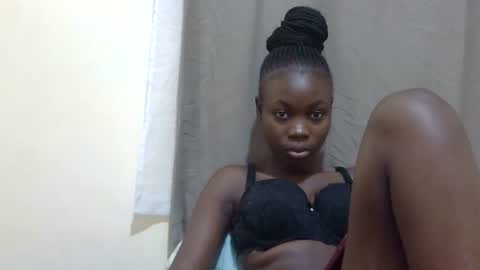 Snapshot of hot_melanie1 chatting on 05-12-26, 07:16 hot_melanie1 online show from 05-12-26, 07:16