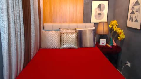 hot_nikki69 online show from 01-17-25, 10:00