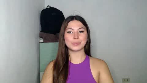 Nikki  online show from 04-15-26, 03:52